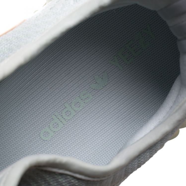 مملوكة مسبقًا Yeezy x Adidas Green/White Cotton Knit Boost 350 V2 Sneakers Size 44