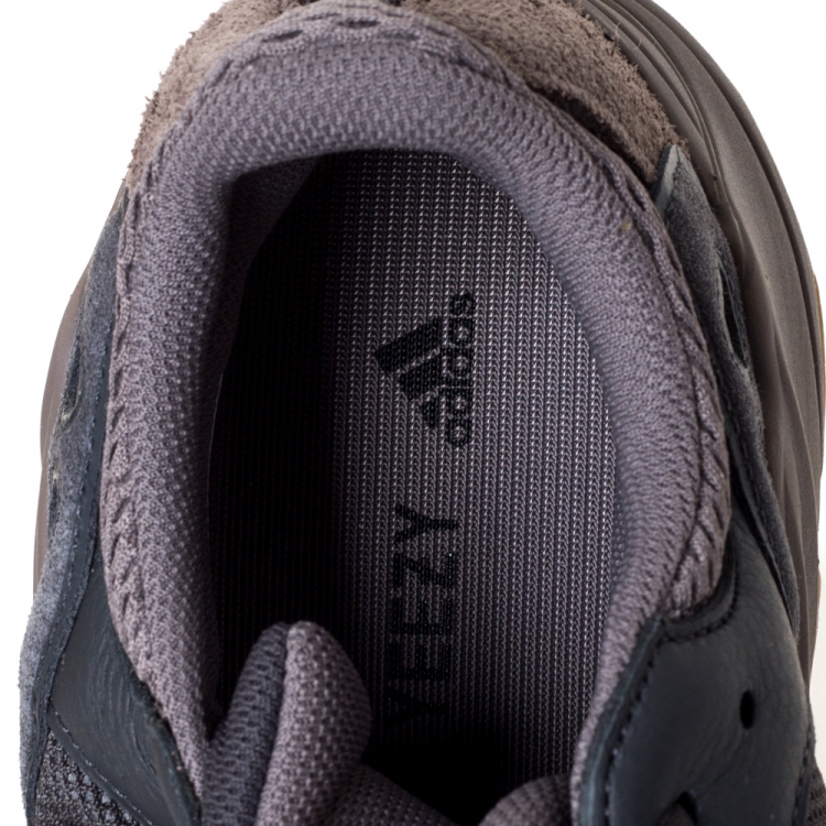 Pre Owned Yeezy x Adidas Grey Mix Media Yeezy 700 Mauve Sneakers Size 40