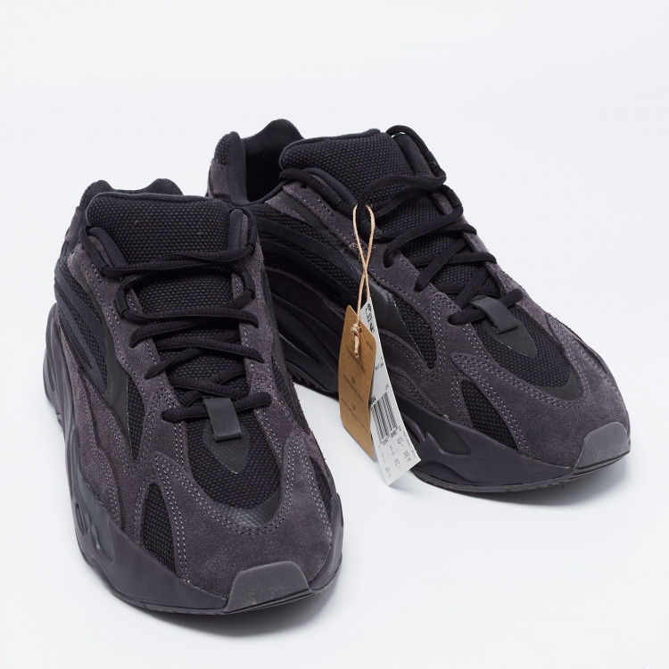Pre Owned Yeezy x adidas Dark Grey Suede and Fabric Boost 700 Vanta Low Top Sneakers Size 43 1/3