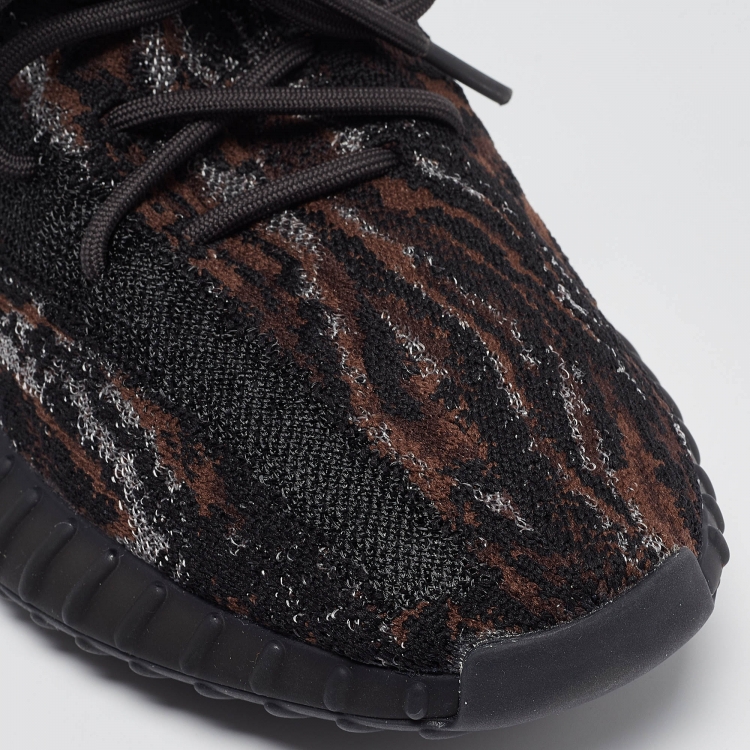 Pre Owned Yeezy x Adidas Black/Brown Knit Fabric Boost 350 V2 MX Rock Sneakers Size 44