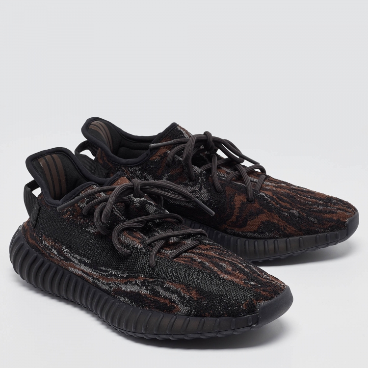 Pre Owned Yeezy x Adidas Black/Brown Knit Fabric Boost 350 V2 MX Rock Sneakers Size 44