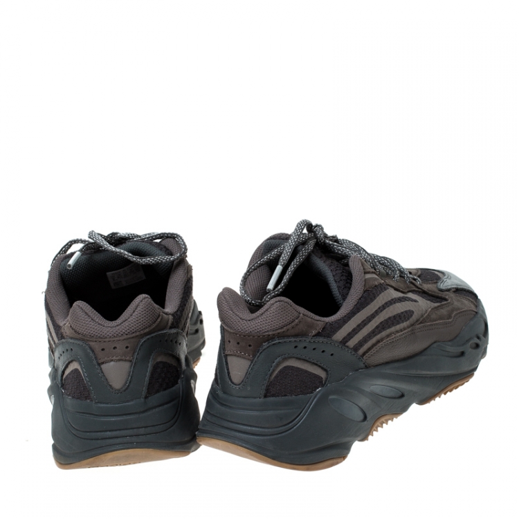 Pre Owned Yeezy x Adidas Utility Grey Boost 700 Wave Runner Sneakers Size 42