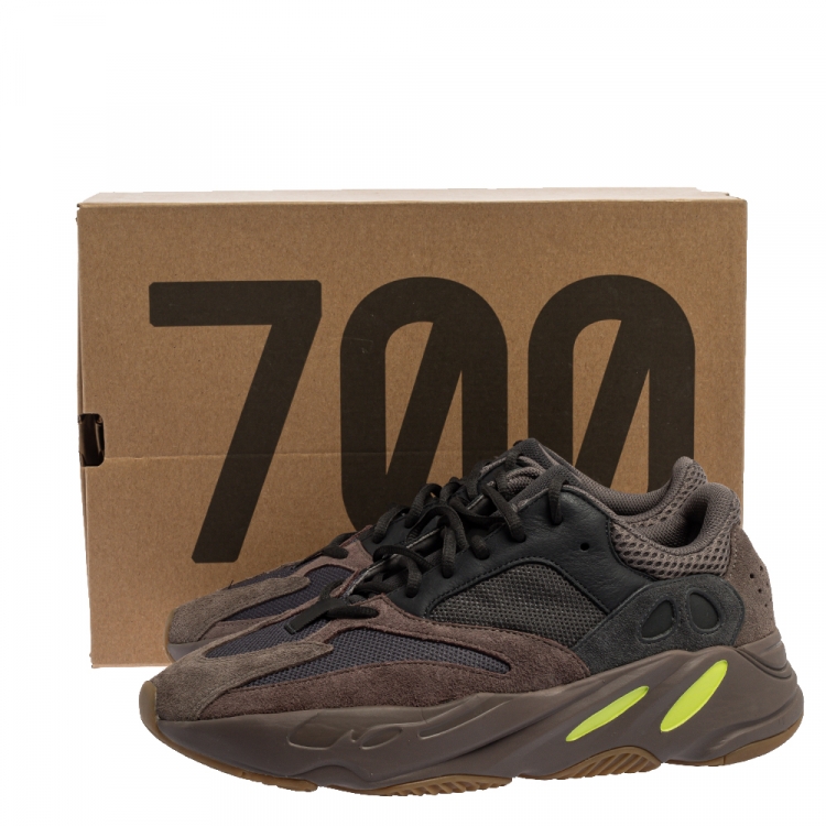 Pre Owned Yeezy x Adidas Grey Suede, Cotton Mesh and Leather Mauve Boost 700 Sneakers Size 44.5