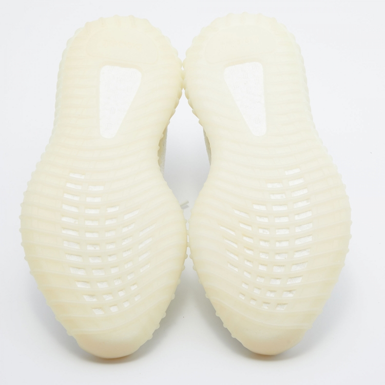 Pre Owned Yeezy x Adidas White Fabric Boost 350 V2 Triple White Sneakers Size 39 1/3
