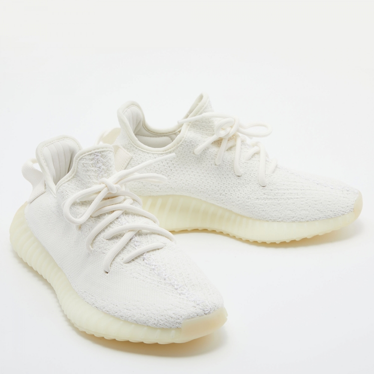 Pre Owned Yeezy x Adidas White Fabric Boost 350 V2 Triple White Sneakers Size 39 1/3