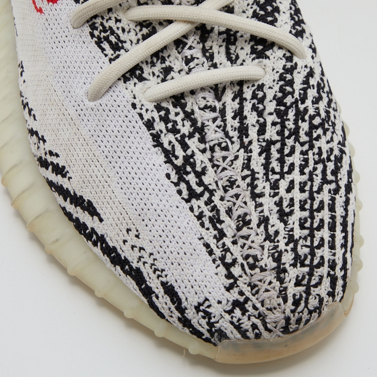 Pre Owned Yeezy x Adiddas White/Black Knit Fabric Boost 350 V2 Zebra Sneakers Size 41 1/3