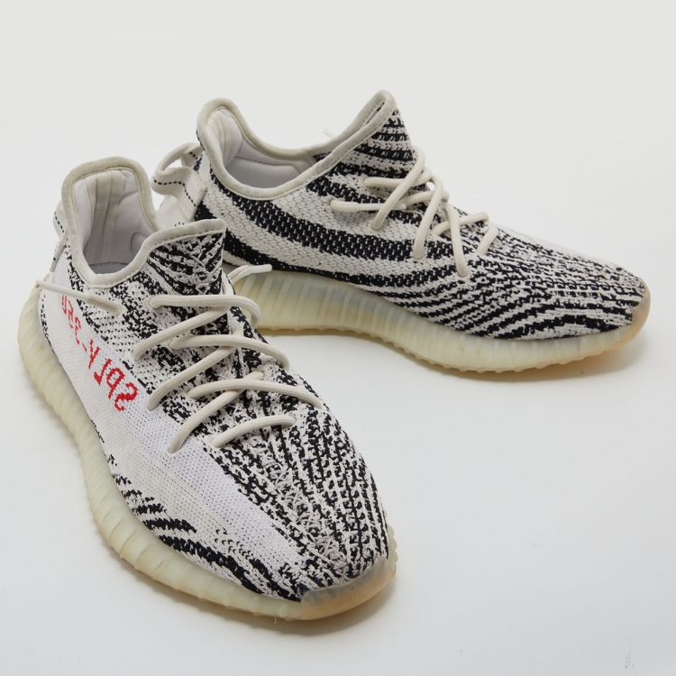 Pre Owned Yeezy x Adiddas White/Black Knit Fabric Boost 350 V2 Zebra Sneakers Size 41 1/3