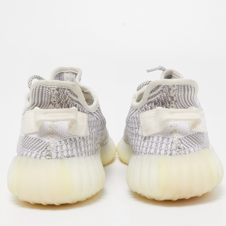 Pre Owned Yeezy x Adidas White/Grey Fabric Boost 350 V2 Citrin Sneakers Size 40 2/3