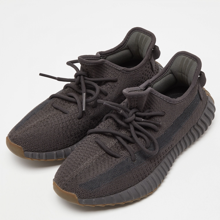 Pre Owned Yeezy x Adidas Black Fabric Boost 350 V2 Cinder Sneakers Size 40 2/3