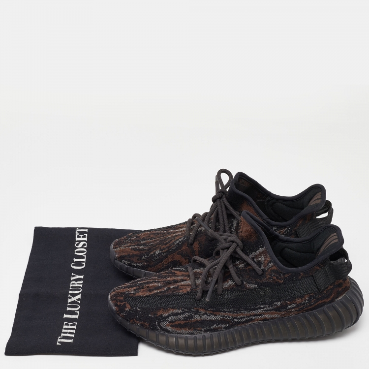 Pre Owned Yeezy x Adidas Brown/Black Knit Fabric Boost 350 V2 Mx-Oat Sneakers Size 42.5