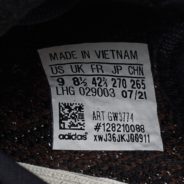 Pre Owned Yeezy x Adidas Brown/Black Knit Fabric Boost 350 V2 Mx-Oat Sneakers Size 42.5