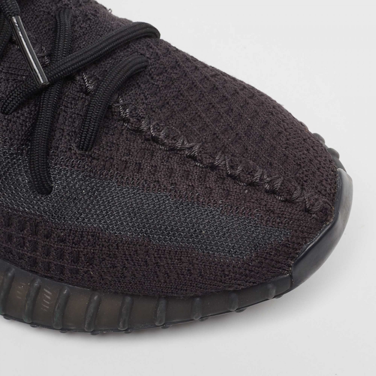Pre Owned Yeezy x Adidas Black Knit Fabric and Mesh Boost 350 V2 Onyx Sneakers Size 43 1/3
