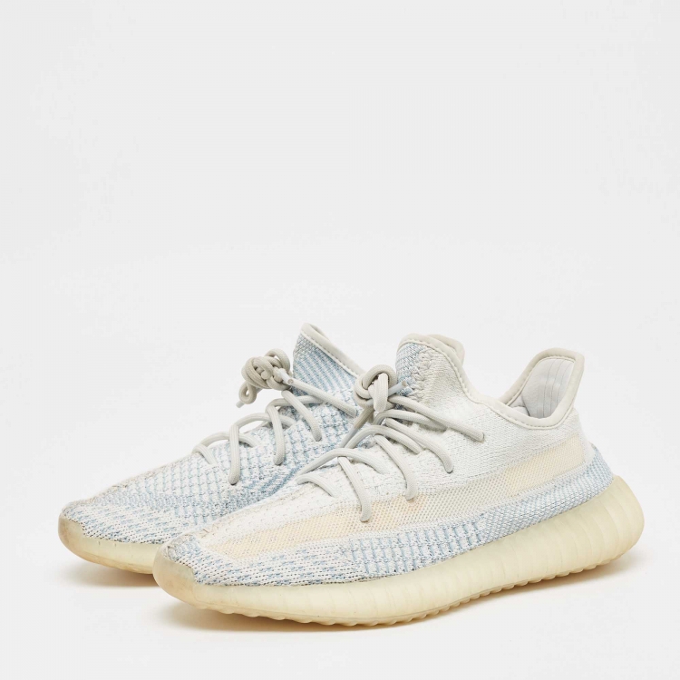 Pre Owned Yeezy x Adidas Blue/White Knit Fabric Boost 350 V2 Cloud White Non-Reflective Sneakers Size 40