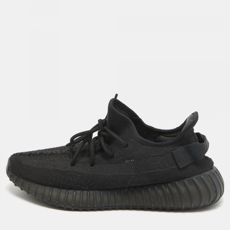Pre Owned Yeezy x Adidas Black Knit Fabric Boost 350 V2 Onyx Sneakers Size 42