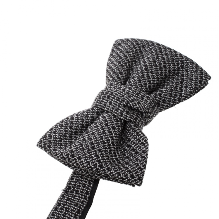Pre Owned Yves Saint Laurent Monochrome Textured Silk Jacquard Bow Tie
