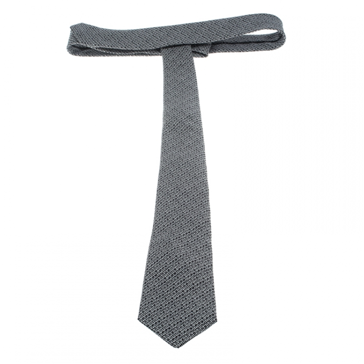 Pre Owned Yves Saint Laurent Black Textured Silk Jacquard Tie