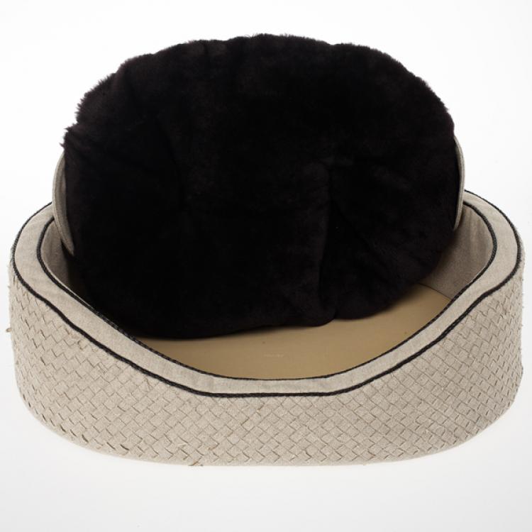 Pre Owned Bottega Veneta Intrecciato Linen Dog Bed 