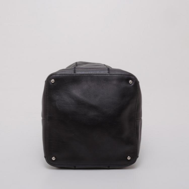 Pre Owned Chanel Black Leather Small Bucket Hobo