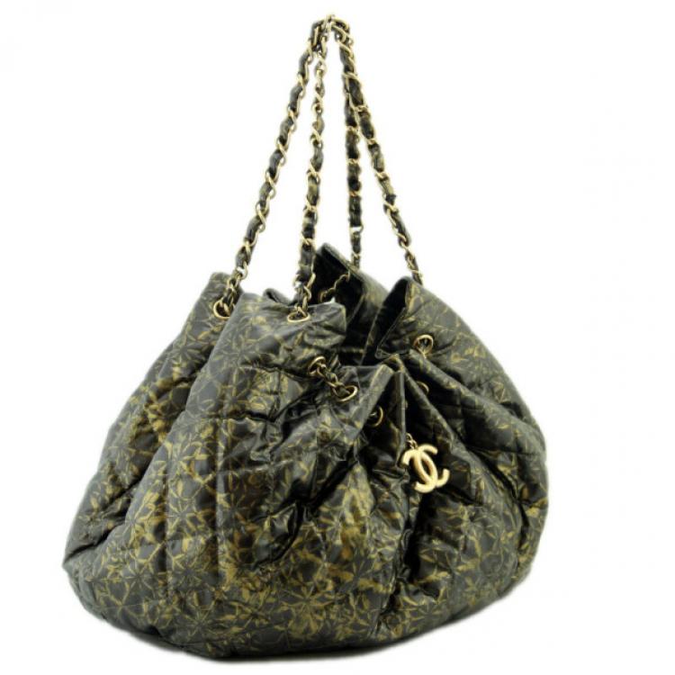 Pre Owned Chanel Quilted Hobo