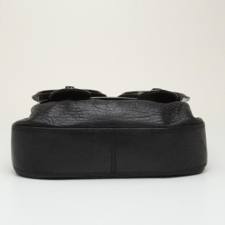 مملوكة مسبقًا Fendi Black Drummed Leather B Bag