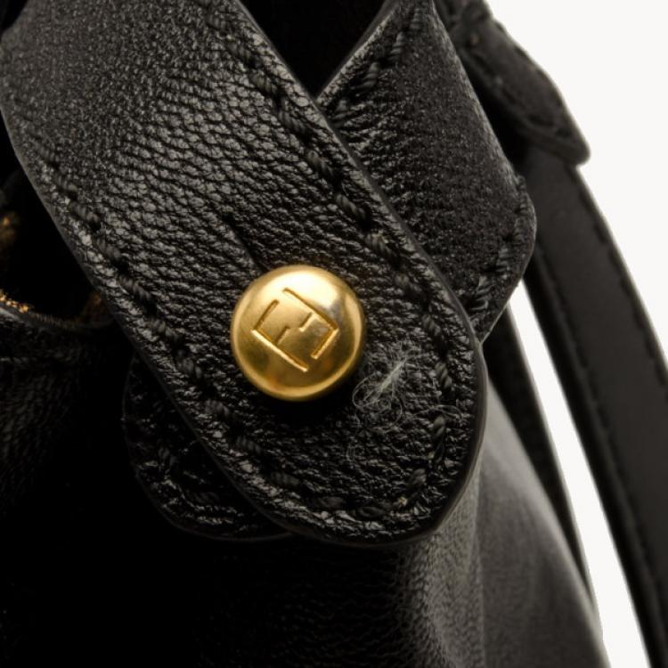 مملوكة مسبقًا Fendi Peek-a-Boo Large