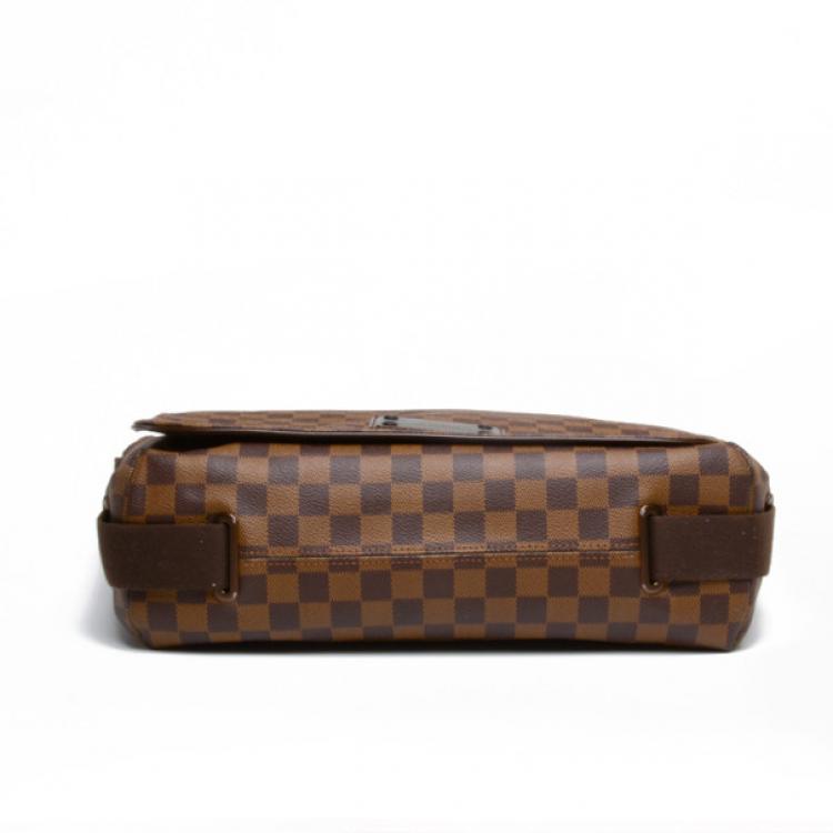 Pre Owned Louis Vuitton Brooklyn GM Messenger 