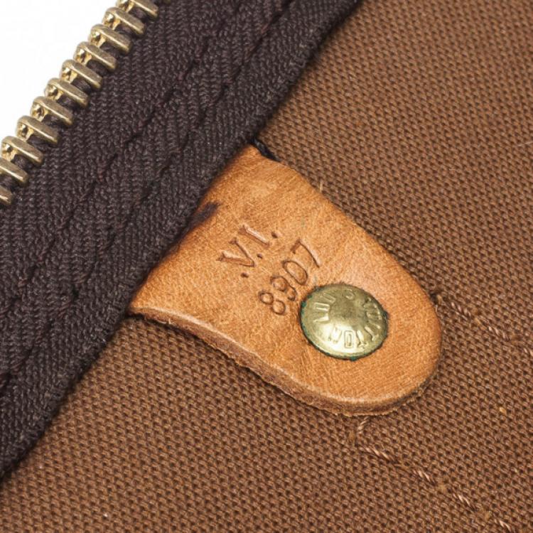Pre Owned Louis Vuitton Monogram Keepall Bandouliere 50