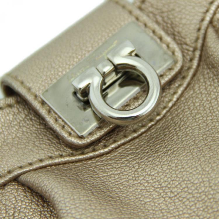 Pre Owned Salvatore Ferragamo Mini Gold Shoulder bag