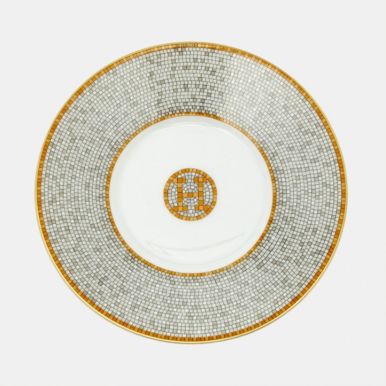 Pre Owned Hermès Mosaique AU 24 Gold Tea Cup and Saucer Set