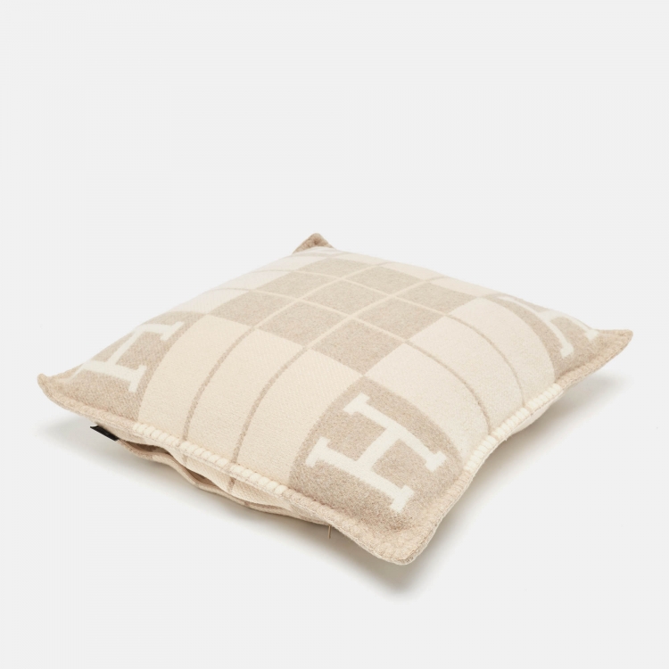 Pre Owned Hermes Beige Patterned Wool and Cashmere Avalon Pillow S