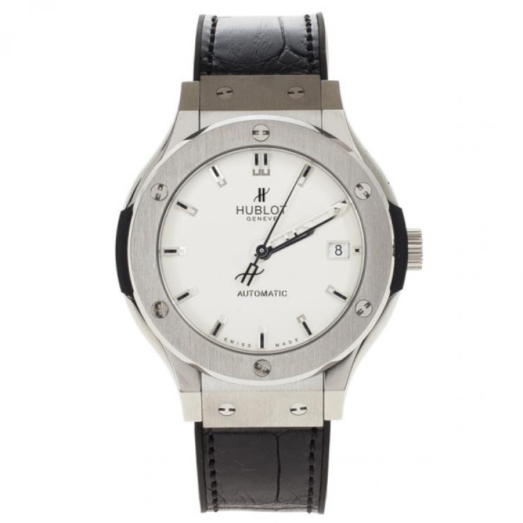 Pre Owned Hublot White Titanium Classic Fusion Unisex Wristwatch 38MM