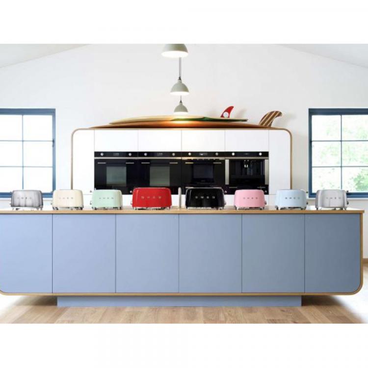 Pre Owned Smeg 50's Retro Style Aesthetic 4 Slice Toaster, Red (Available for UAE Customers Only)