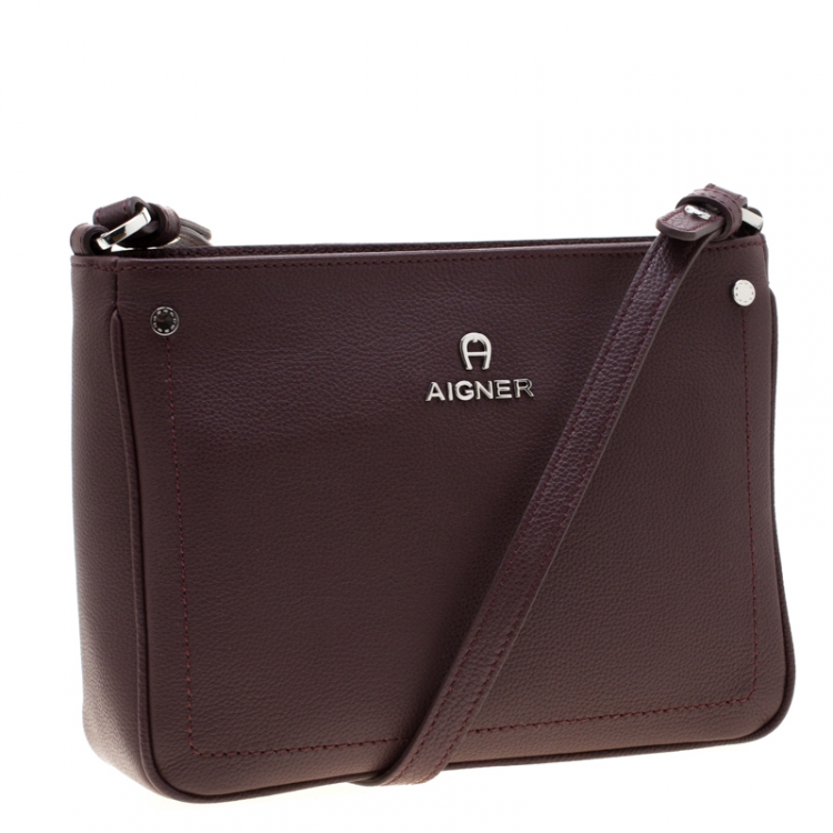 Pre Owned Aigner Maroon Leather Ava Crossbody Bag