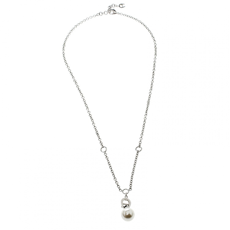 Pre Owned Aigner Faux Pearl Silver Tone Ring  & Chain Necklace Set