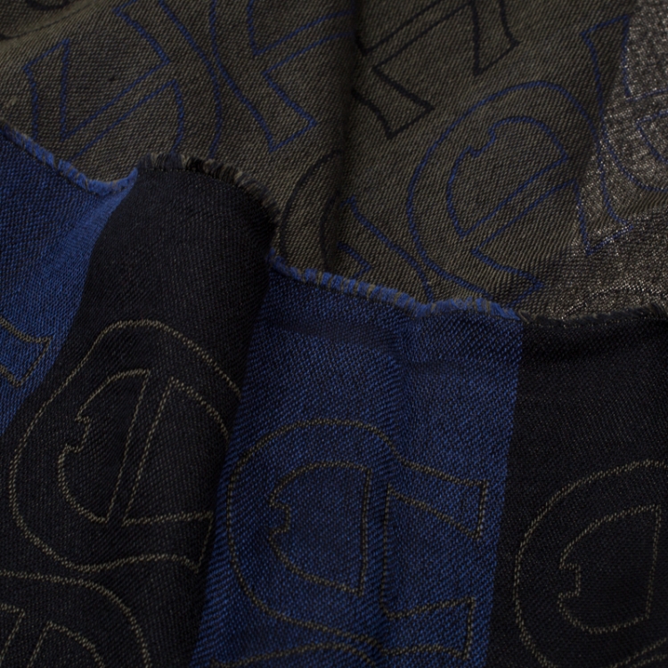 مملوكة مسبقًا Aigner Olive Green Horseshoe Logo Pattern Silk and Wool Jacquard Scarf