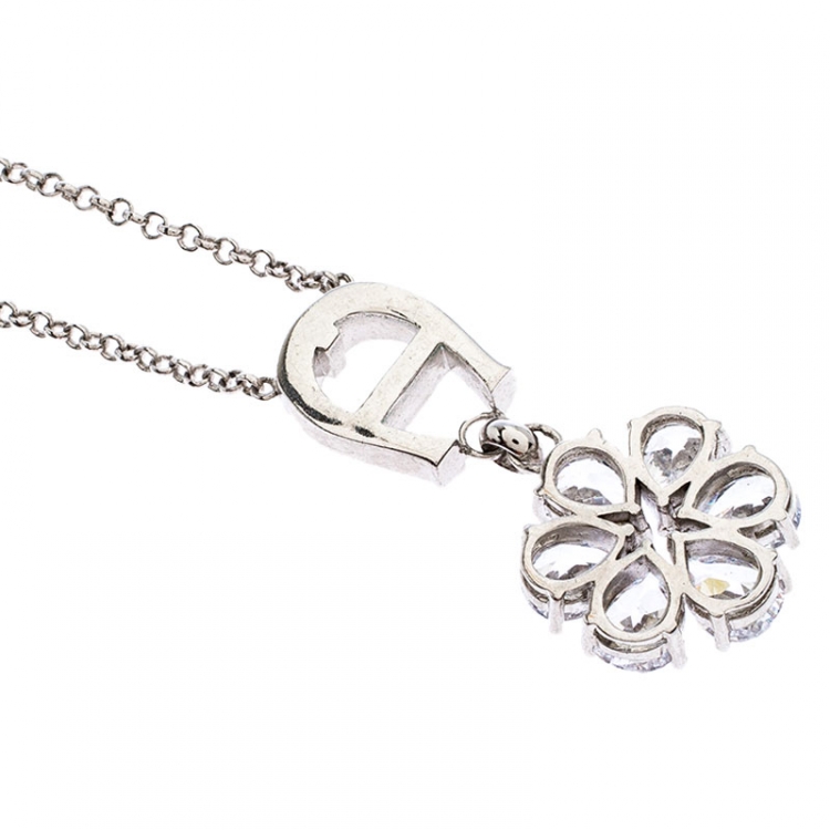 مملوكة مسبقًا Aigner Silver Tone Floral Crystal Pendant Necklace