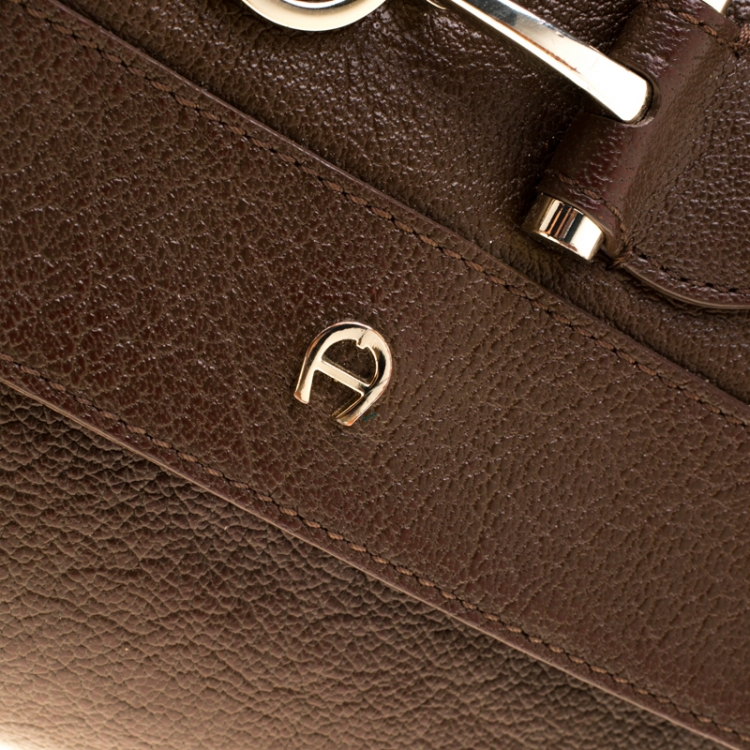 Pre Owned Aigner Brown Leather Cavallina Crossbody Bag