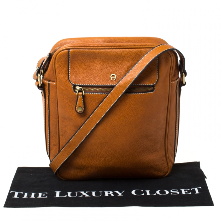 Pre Owned Aigner Tan Leather Crossbody Bag