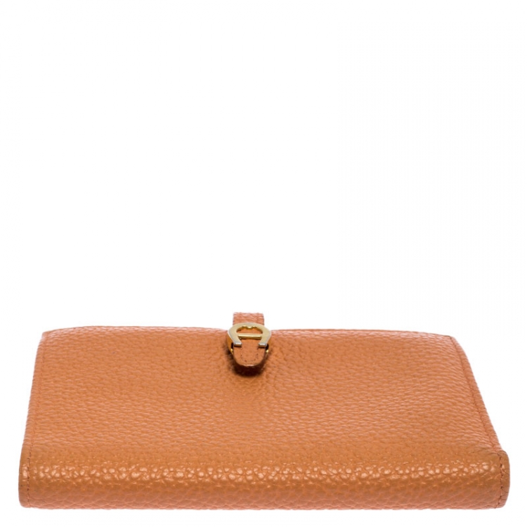 مملوكة مسبقًا Aigner Orange Leather Compact Wallet