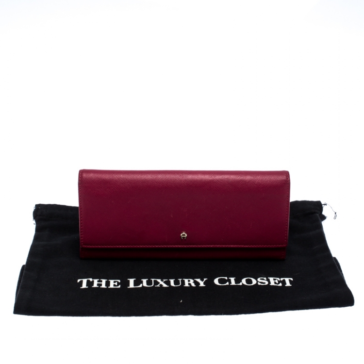 Pre Owned Aigner Magenta Leather Flap Continental Wallet