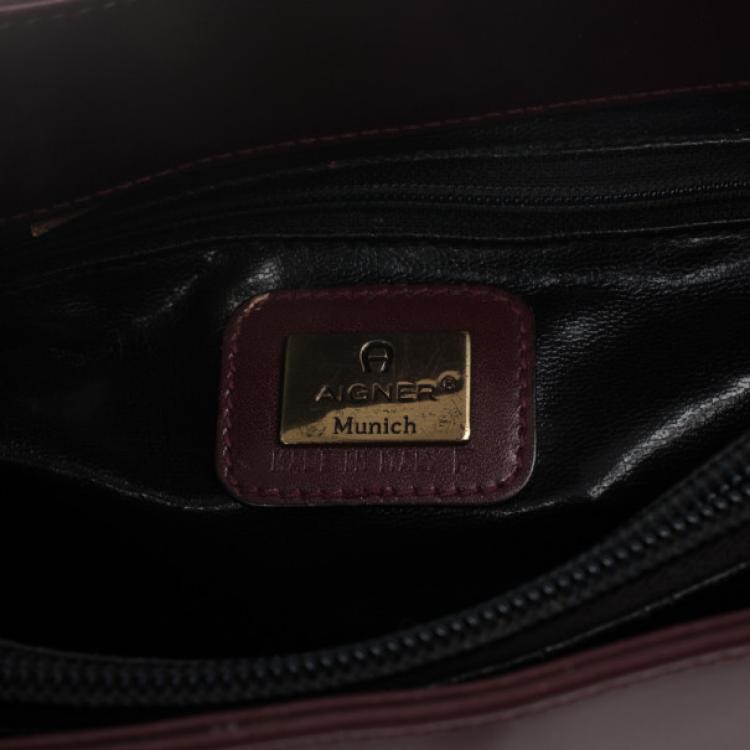 Pre Owned Aigner Burgundy Leather Vintage Hobo Bag