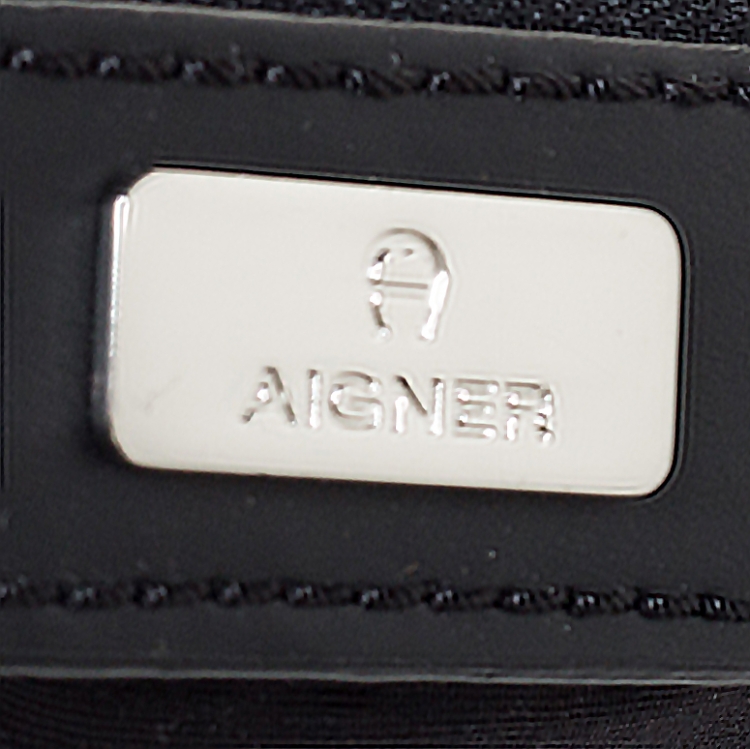 Pre Owned Aigner Black Signature Coated Canvas and Leather Zip Shoulder Bag