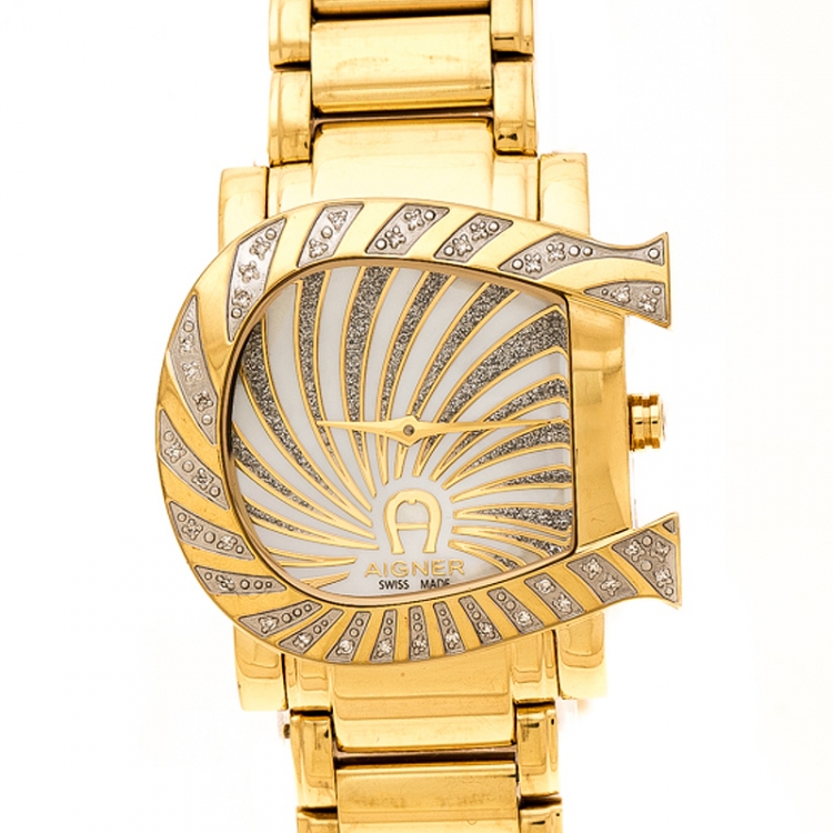 Pre Owned Aigner White Mother of Pearl Gold Plated Stainless Steel Diamonds Genua Due A31600 Women's Wristwatch 31 mm
