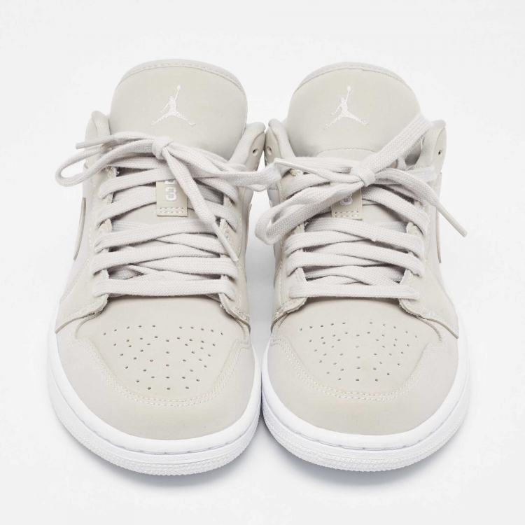 Pre Owned Air Jordans Grey Nubuck  Air Jordan 1 Grey Fog Sneakers Size 37.5