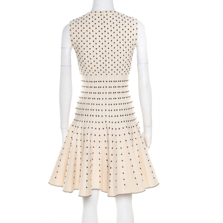 Pre Owned Alaia Monochrome Wool Dobby Dotted Sleeveless Flared Dress M