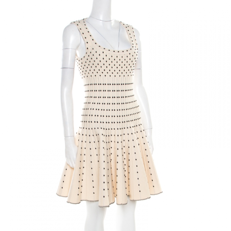 Pre Owned Alaia Monochrome Wool Dobby Dotted Sleeveless Flared Dress M