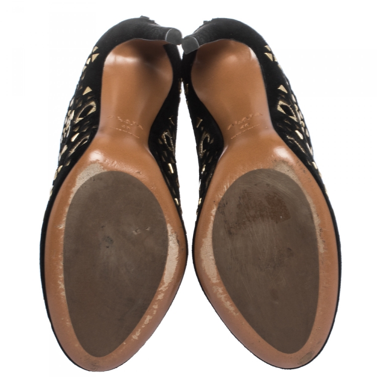 Pre Owned Alaia Black/Gold Lasercut Suede and Patent Leather Studded Ankle Boots Size 40