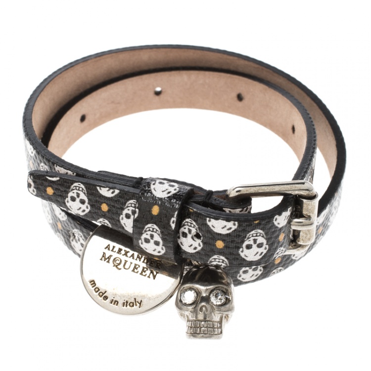 Pre Owned Alexander McQueen Black Skull Printed Leather Double Wrap Skull Charm Bracelet 