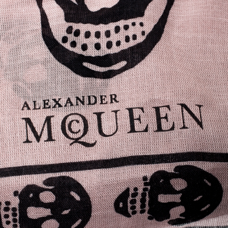Pre Owned Alexander McQueen Dusty Rose Skull Print Fringed Edge Scarf