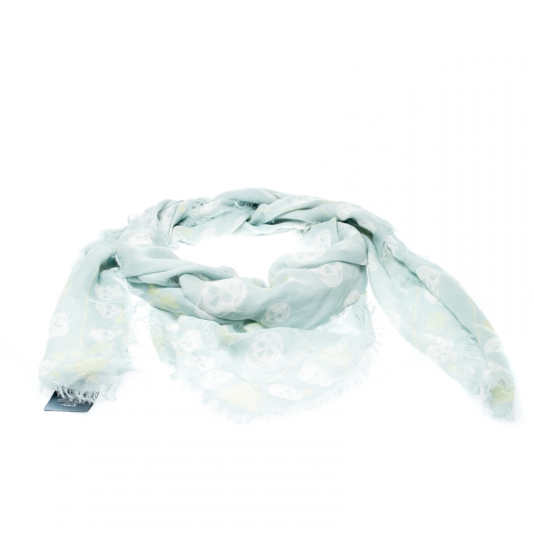 Pre Owned Alexander McQueen Mint Blue Skull and Roses Print Fringed Edge Scarf